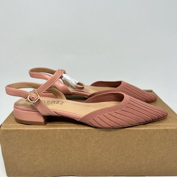 Journee Collection Ansley Flats - Picture 3 of 9